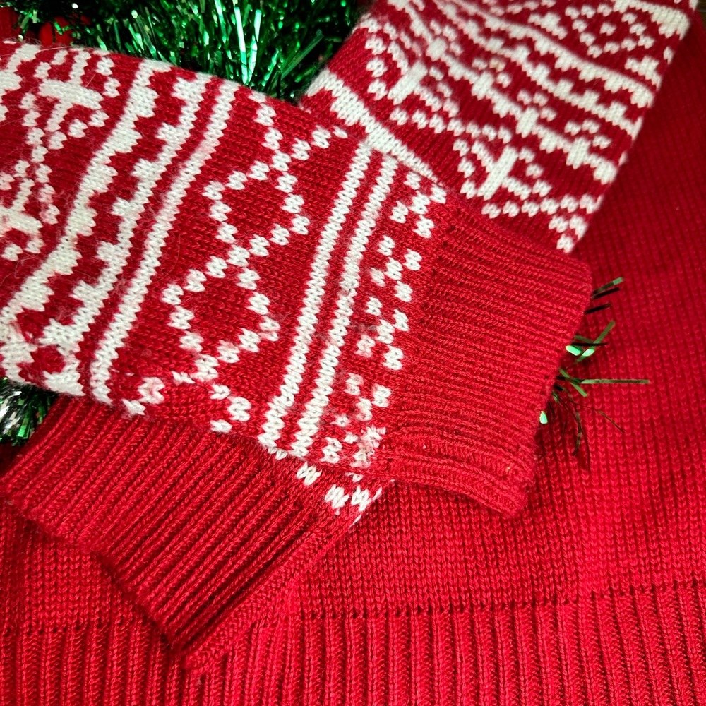 No Boundaries‎ Juniors' Plush Holiday Pop-out Animal Holiday Christmas Sweater - Picture 10 of 11